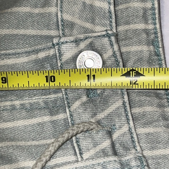 ANTHRO RAILROAD UTILITY PATCHWORK JEANS (28) - Picture 15 of 17